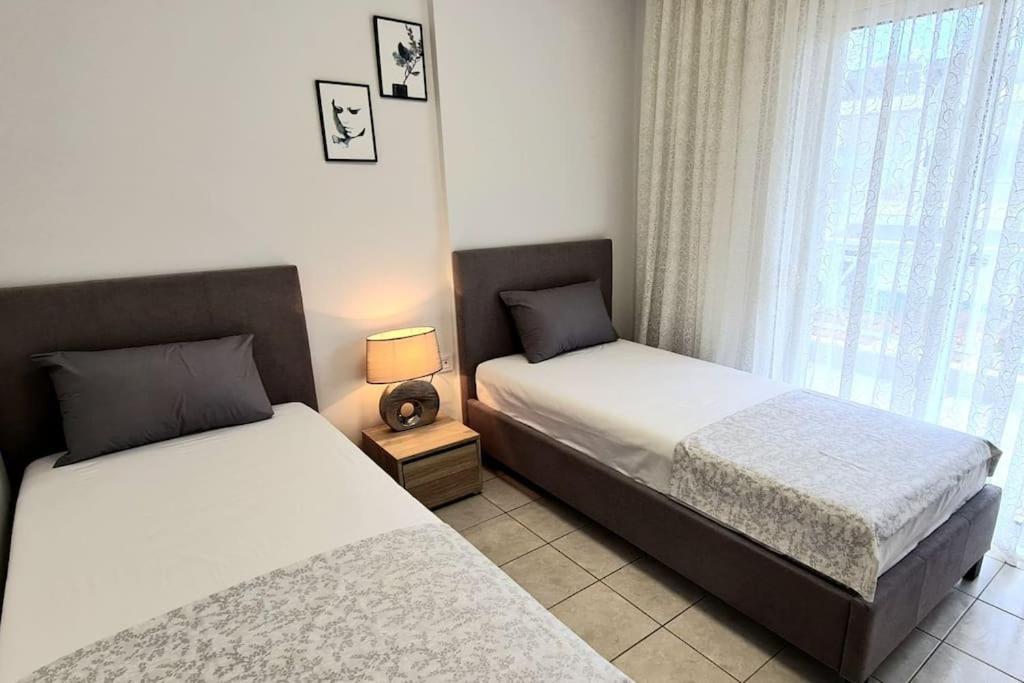 Ivanna Apartment Nea Moudania Buitenkant foto