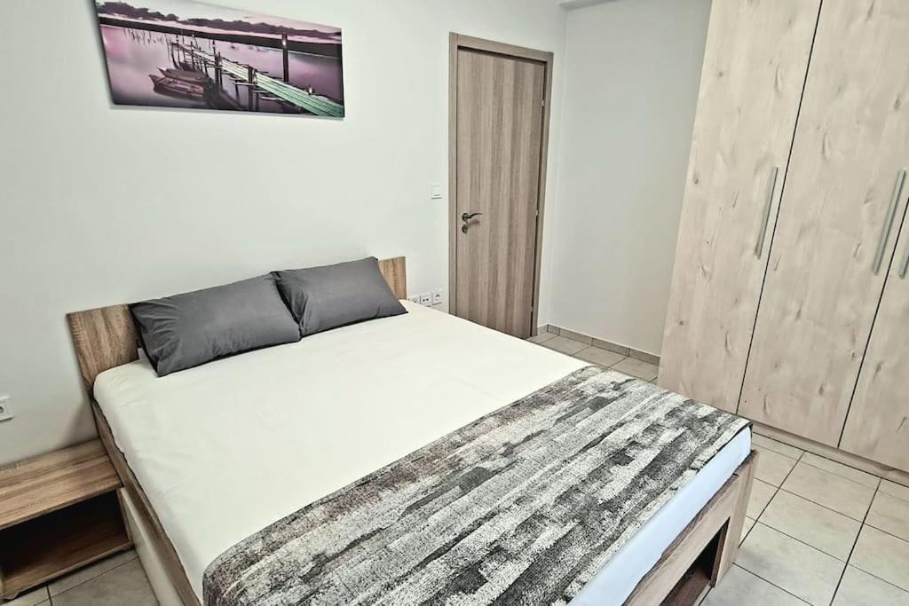 Ivanna Apartment Nea Moudania Buitenkant foto